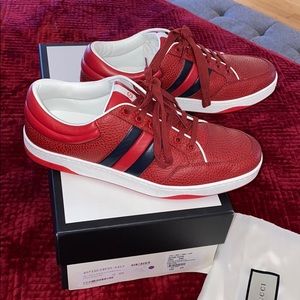 Men’s Gucci sneakers
